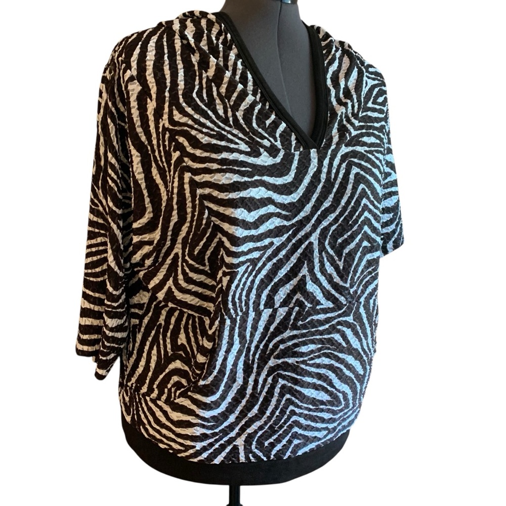 Chico’s Hoodie Brown & White Animal Print with Pockets Size 16 - Picture 8 of 16